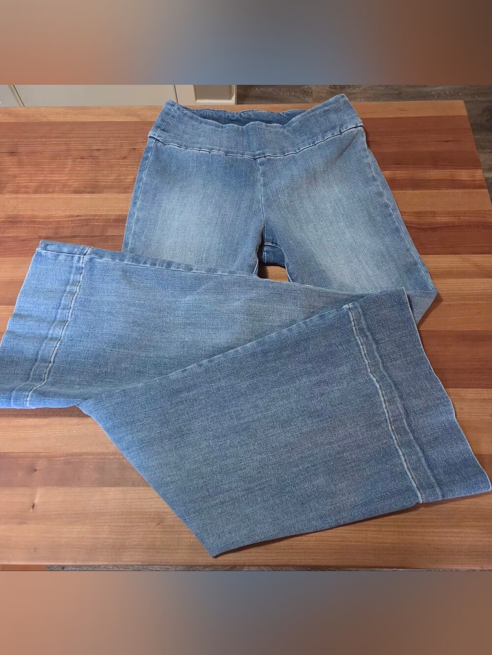 Express Women's Light Blue Flare Jeans